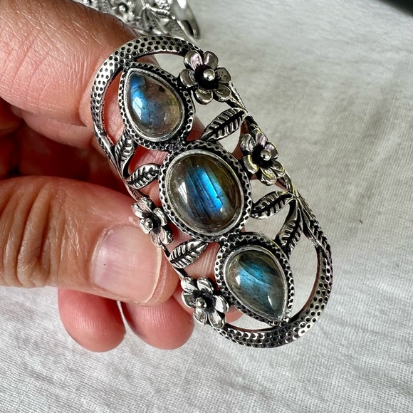 Handmade Jewelry - 925 Flower Child Flash Labradorite Ring 6